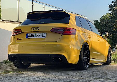 Audi RS3 2.5 TFSI quattro