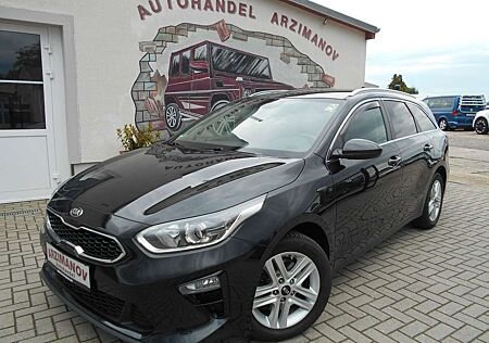 Kia XCeed Ceed SW / cee'd SW cee'd 1.6 CRDI Sportswagon Vision AUTOMATIC/NAVI