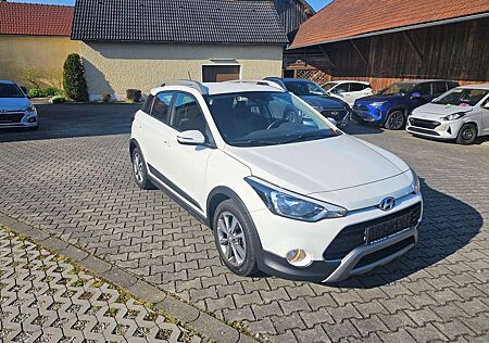 Hyundai i20 Active Trend++58000Km++Automatik,Navi++