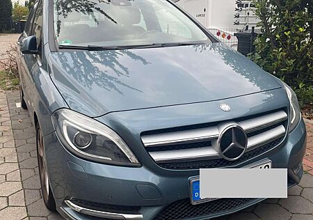 Mercedes-Benz B 180 (BlueEFFICIENCY)