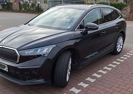 Skoda Enyaq iV 60, Pano-Dach, AHK