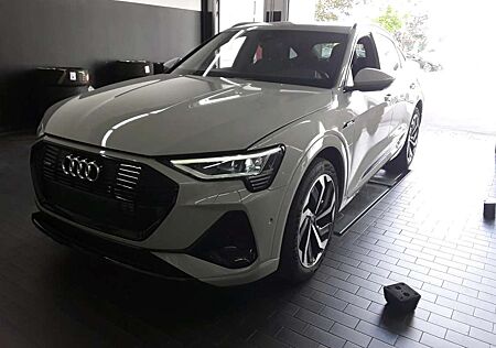 Audi e-tron SPORTBACK 55 2x S LINE ACC/HuD/PANO/360°