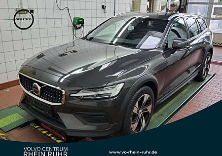 Volvo V60 CC V60 Cross Country B4 AWD Plus+WINTERPAK+RFK+
