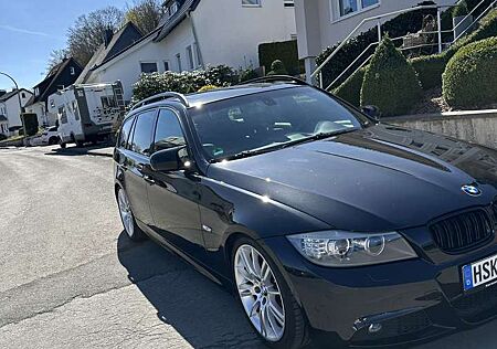 BMW 330d 330 LCI Facelift