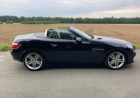 Mercedes-Benz SLK 200 (BlueEFFICIENCY) 7G-TRONIC