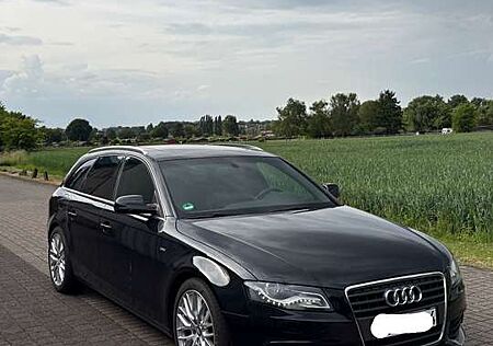 Audi A4 S line Sportpaket / plus