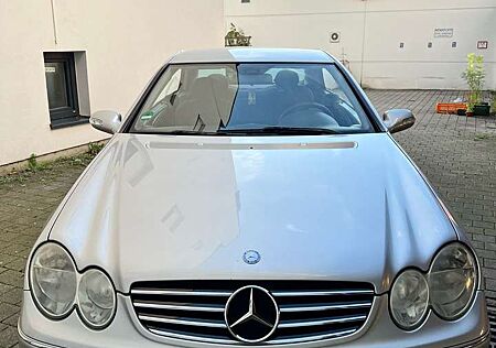 Mercedes-Benz CLK 200 Coupe Kompressor Avantgarde