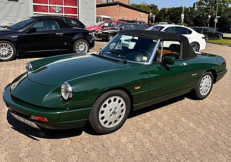 Alfa Romeo Spider 2.0