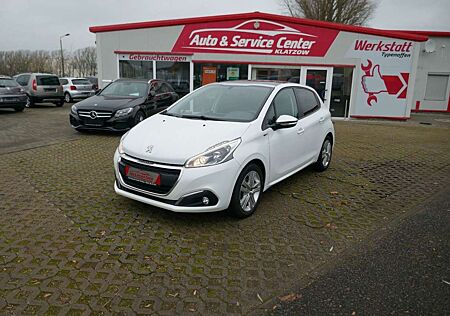 Peugeot 208 1.2 Style PDC KLIMA GANZJAHRESREIFEN