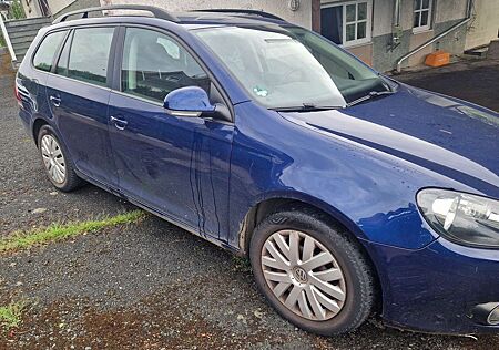 VW Golf Variant Volkswagen 1.6 TDI Automatik