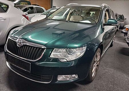 Skoda Superb Combi AUTOM BIXENON LEDER ELEKTR SITZE