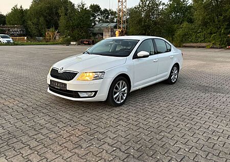 Skoda Octavia Lim. 2.0 TDI Ambition ALU AHK