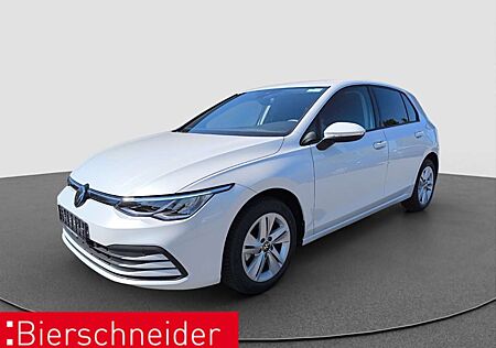 VW Golf Volkswagen VIII Lim. 1.5 DSG Life eTSI NAVI RFK ACC PDC CONNE