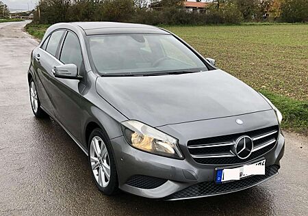 Mercedes-Benz A 180 gebraucht kaufen Mercedes-Benz A 180 (BlueEFFICIENCY)