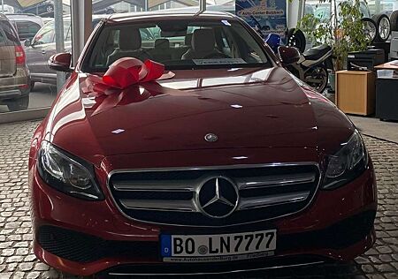 Mercedes-Benz E 220 d 9G-TRONIC