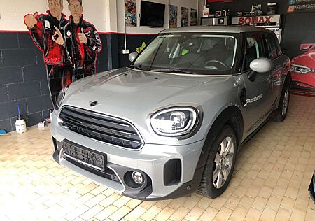 Mini One Countryman Blackyard