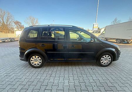 VW Touran Volkswagen 1.4 TSI Highline