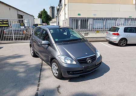 Mercedes-Benz A 180 CLASSIC BlueEFFICIENCY