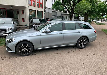 Mercedes-Benz E 220 T d*Avantgarde*MBUX*Kamera*unfallfrei*