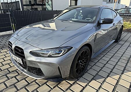 BMW M4 Competition M xDrive