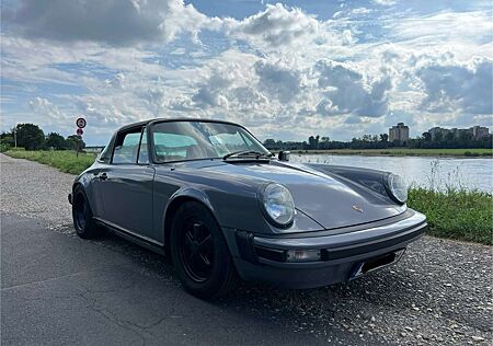 Porsche 911 3.0 SC Targa petrolmetallic (nardograu foliert)