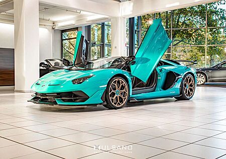 Lamborghini Aventador SVJ Roadster - BLU GLAUCO AD PERSONAM