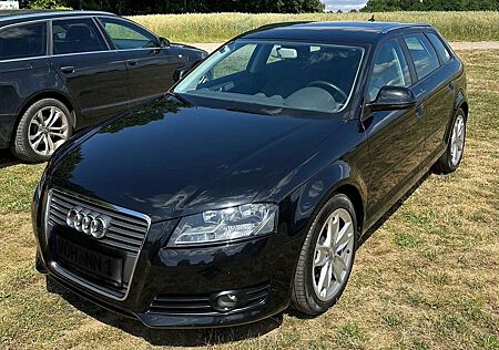 Audi A3 2.0 TDI Sportback DPF Attraction