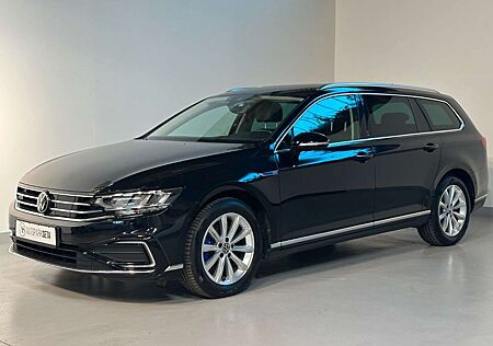 VW Passat Variant Volkswagen Passat 1.4 TSI DSG Var. GTE LANE*SIDE*KAM*TRAVEL