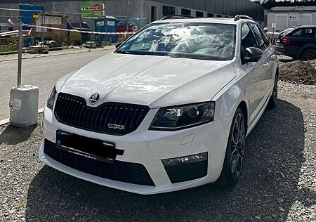 Skoda Octavia Combi 2.0 TDI DSG RS