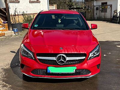 Mercedes-Benz CLA 200 CLA Shooting Brake 200 d 4Matic 7G-DCT UrbanStyle Edition