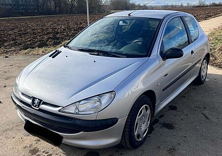 Peugeot 206 ** MIT KLIMA & TÜV bis 2027 **
