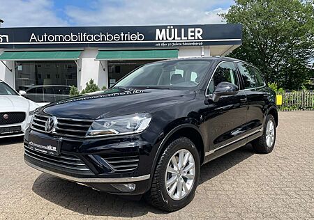 VW Touareg Volkswagen 3.0 V6 TDI +ALLE INSPEKT.lückenl.+Sehr gepflegt