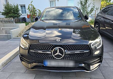Mercedes-Benz GLC 300 d 4Matic 9G-TRONIC