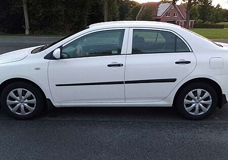 Toyota Corolla 1.4 VVT-i Luna