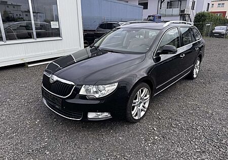 Skoda Superb Elegance Xenon PANO Navi SHZ v+h