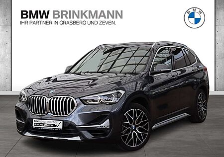 BMW X1 xDrive25e aut. / XLINE + AHK + NAVI + HUD + PANO.