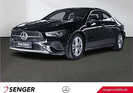 Mercedes-Benz CLA 180 Spiegel-Paket Sitzheizung Rückfahrkamera