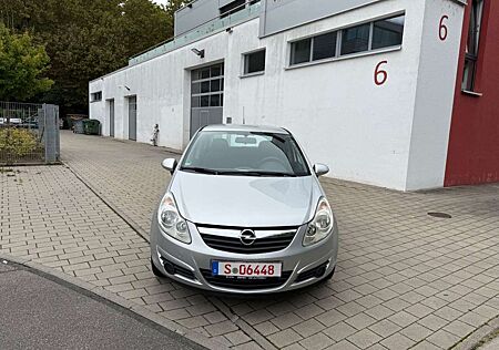 Opel Corsa D Edition