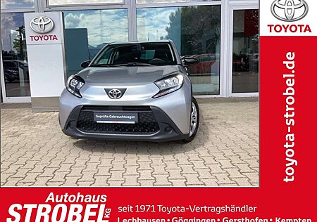 Toyota Aygo (X) Play