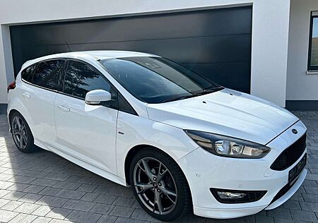 Ford Focus 1.0 EcoBoost Start-Stopp-System ST-Line