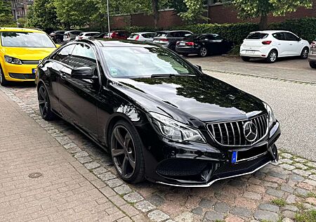 Mercedes-Benz E 350 AMG Line | Vollausstattung | Top gepflegt