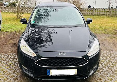 Ford Focus Turnier Turnier 1.6 Ti-VCT Aut. SYNC Edition