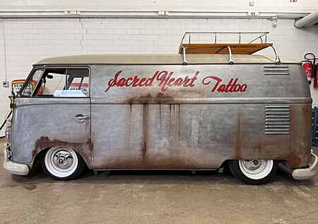 Volkswagen T1 Low Rider Rat look