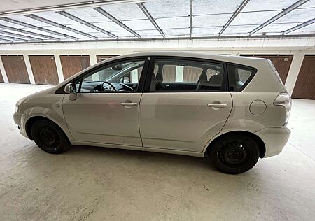 Toyota Corolla Verso 2.2 D-4D Executive
