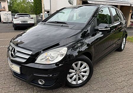 Mercedes-Benz B 180 CDI B-Klasse *AUTOMATIK*PANORAMA*NAVI*SH
