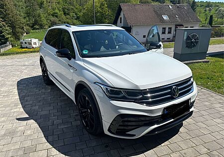 VW Tiguan Allspace Volkswagen 2.0 TDI SCR 4Motion DSG R-Line