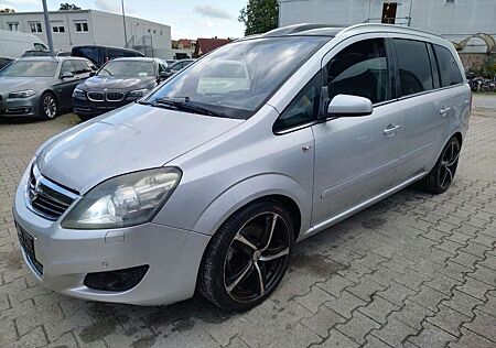Opel Zafira B Cosmo+AUTOMATIK+NAVI+PANO+SHZ+XENON