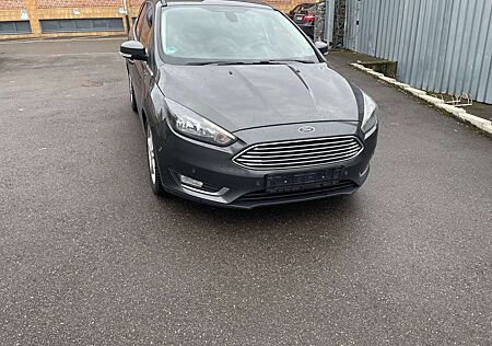 Ford Focus Turnier Turnier 1.5