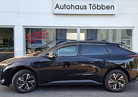 Toyota bZ4X JBL + 360° + Vollleder + WKR 18" + Sommer 18"