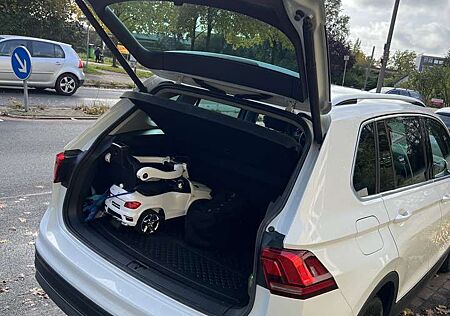 VW Tiguan Volkswagen 2.0 TSI 4Motion DSG OPF Comfortline
